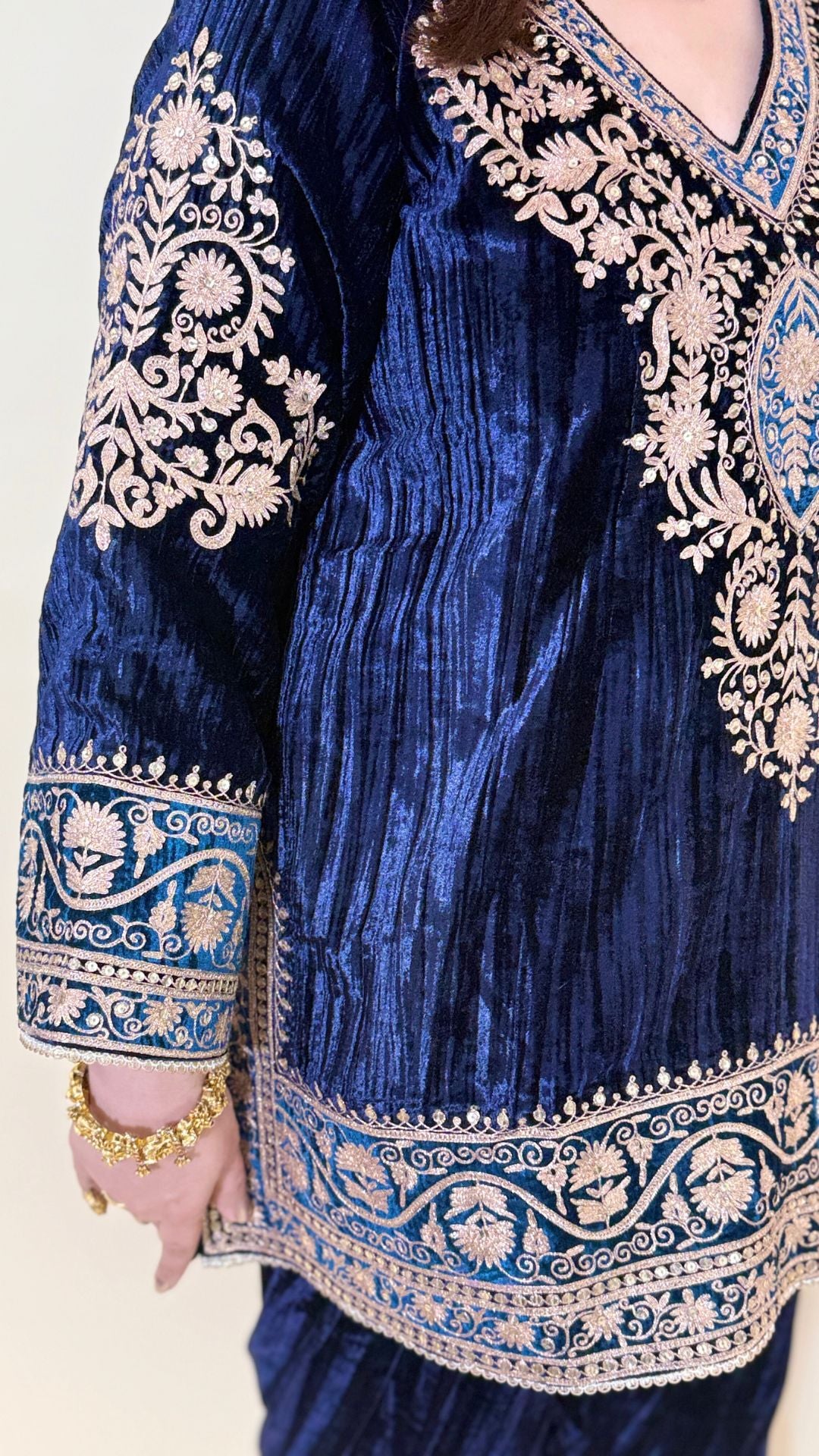 Navy Blue Wrinkled Velvet Embroidered Top with Salwar